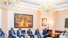 Ali Bongo reçoit en audience plusieurs de ses ministres