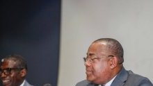 Nkoghe Bekale réagit aux critiques sur sa rencontre avec les partis politiques sur le coronavirus