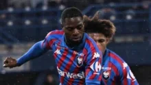 Ligue 2 : Alex Moucketou Moussounda et le SM Caen, lanterne rouge après une défaite 3-0
