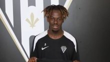 Transfert : Jacques Ekomié rejoint le SCO d’Angers : un nouvel atout pour le promu en Ligue 1