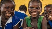 5 agences onusiennes s’engagent pour que chaque enfant ait un repas régulier et sain d’ici 2030