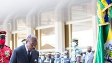 Ali Bongo commémore au palais présidentiel la journée national du drapeau gabonais