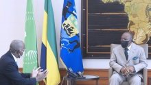 Ali Bongo échange avec le directeur Afrique de TotalEnergies