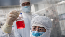 Coronavirus : Une ville chinoise propose déjà des 