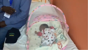 Deux nourrissons abandonnés dans des poubelles à Libreville