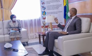 La mairesse de Libreville reçue en audience par le ministre gabonais de la Santé