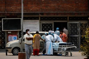 Covid-19&nbsp;: le nombre de morts est vraisemblablement «&nbsp;largement sous-estimé&nbsp;», selon l’OMS