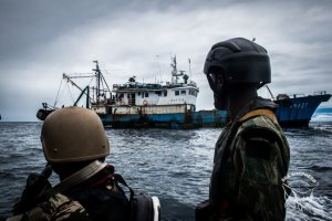 Le Gabon annonce l’arrestation d’un chalutier pêchant illégalement dans ses eaux protégées