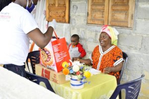 Le Collectif des jeunes des PK solidaire des familles démunies de Libreville